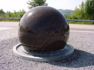 Kusser Aicha Granitwerk - ball spring
